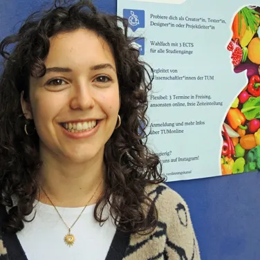 Jasmin A., Bachelor student of Nutrition Science